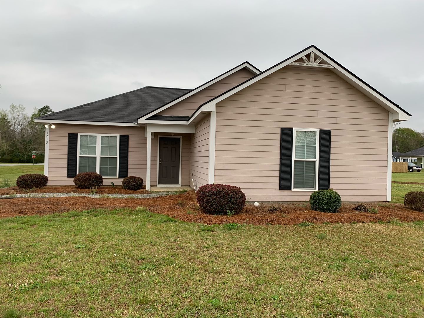 Dawson House: 1213 Askew Dr NE