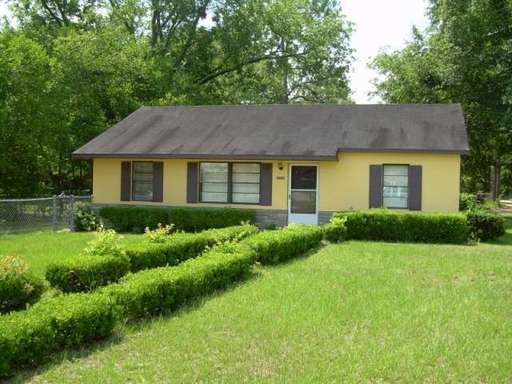 2502 Belmont Ave. – photo 1