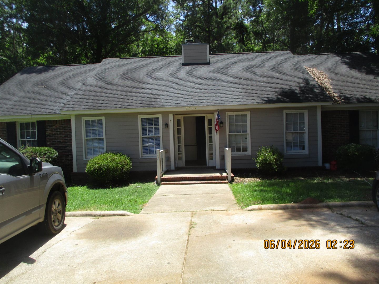 Albany House: 2304 B Jim Stokes Ct