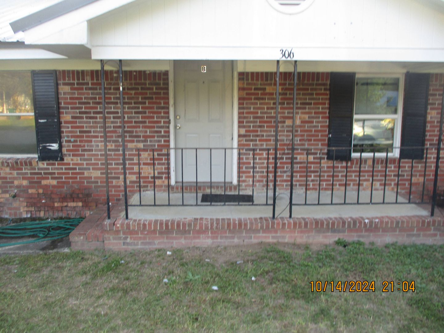 Albany House: 306-B Elsom Street