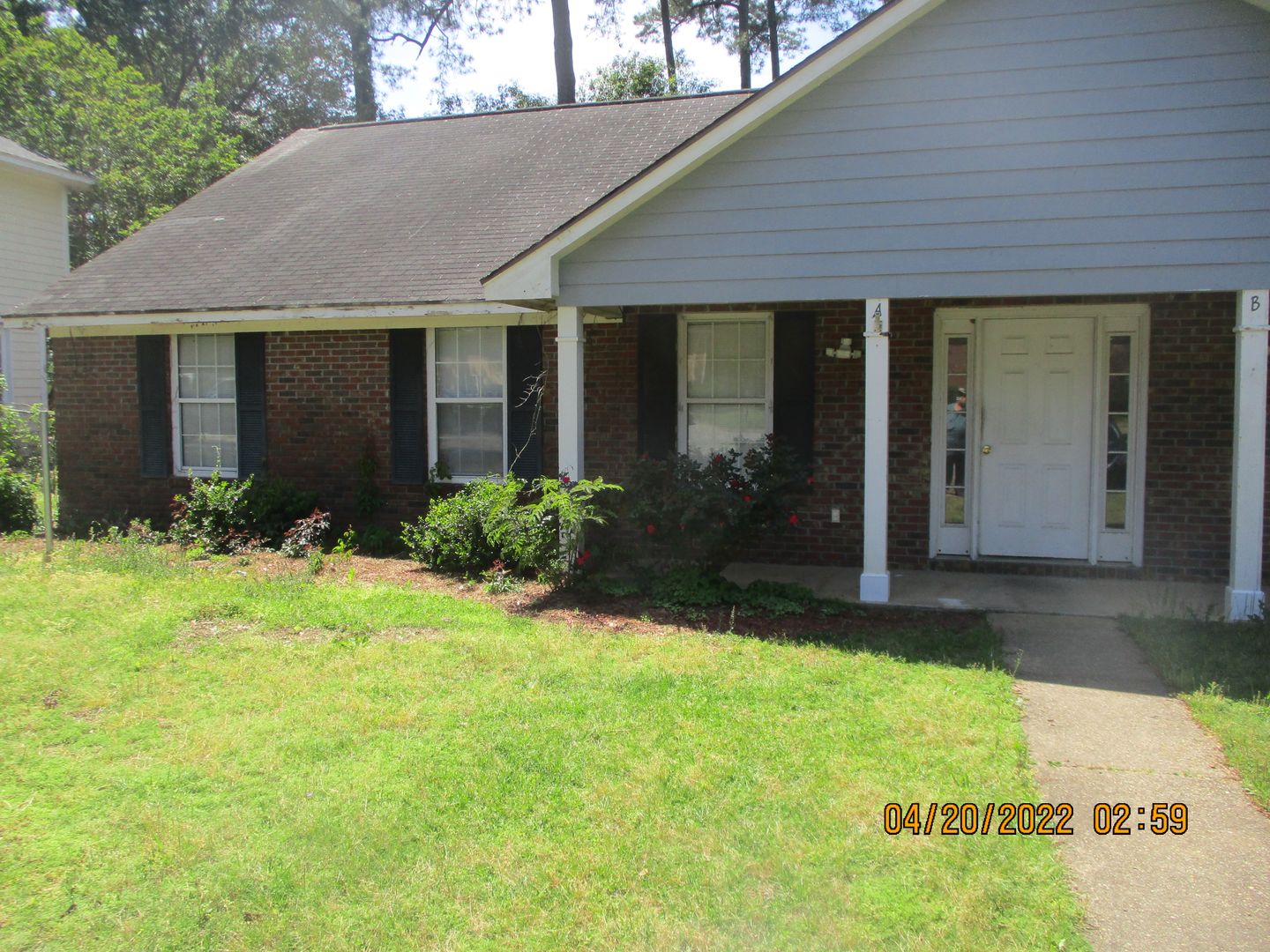 Leesburg House: 112-A Acacia Ct
