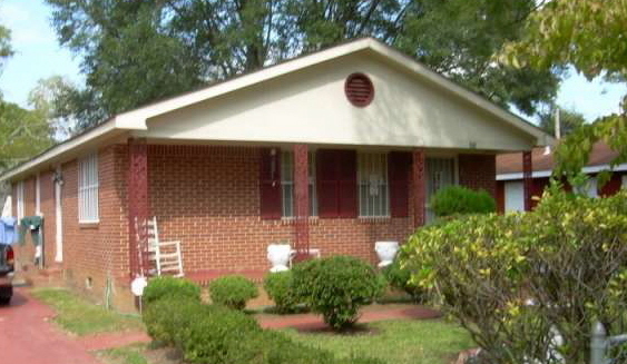 Albany House: 503 Jefferies Avenue