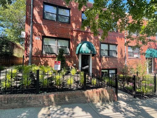 429 Burbank St., SE, 4 – photo 1