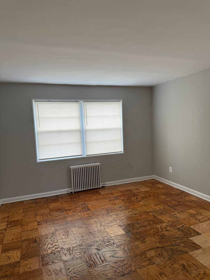 WASHINGTON Apartment: 214 KENILWORTH AVE NE