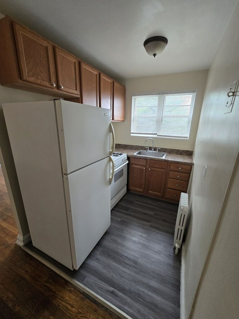 WASHINGTON Apartment: 136 KENILWORTH AVE NE