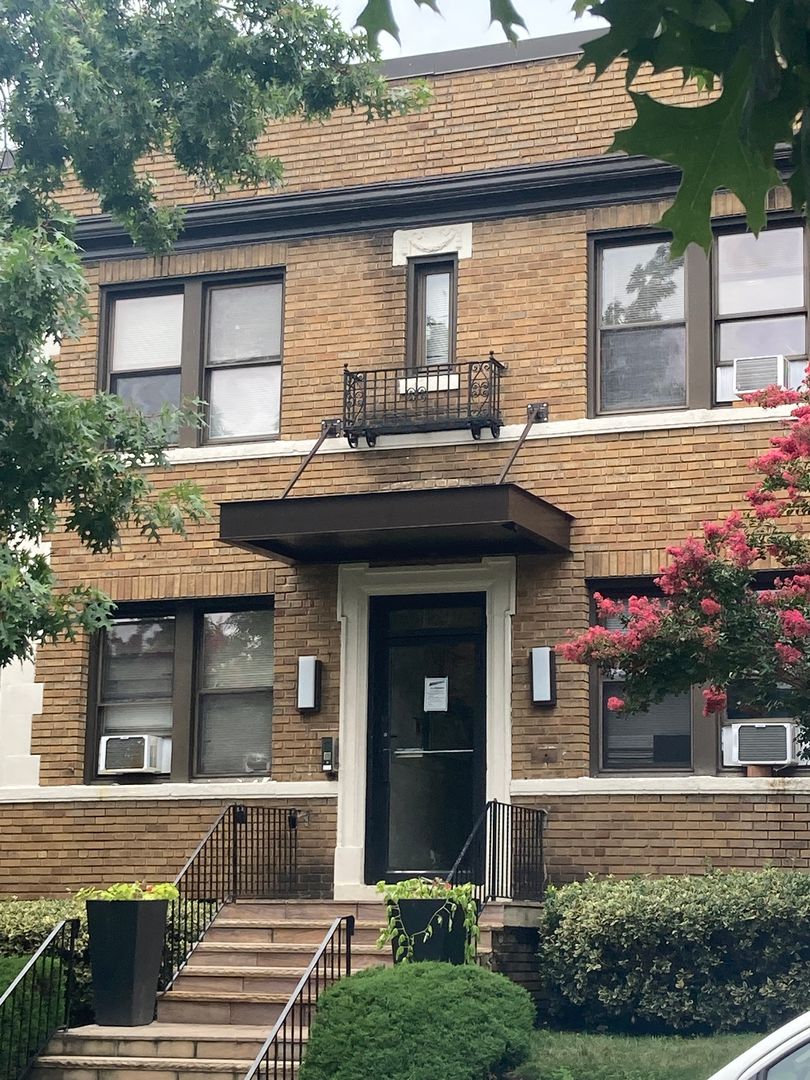 WASHINGTON Apartment: 129 WEBSTER ST NW