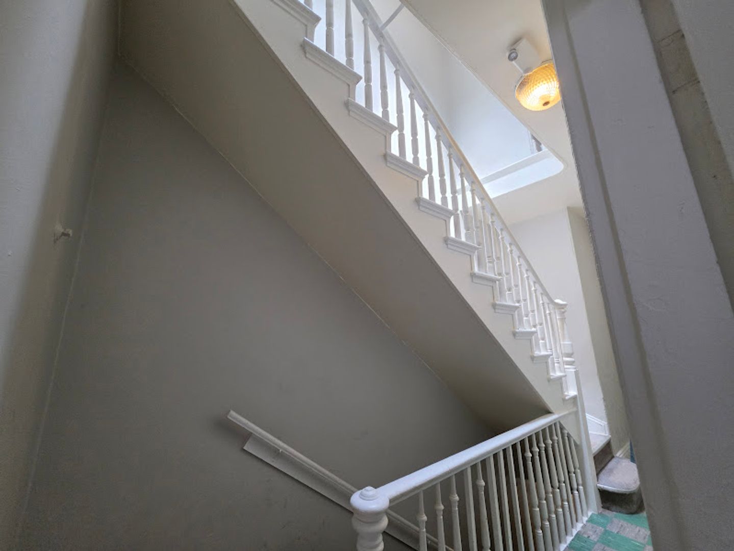 WASHINGTON Apartment: 1408 P ST NW