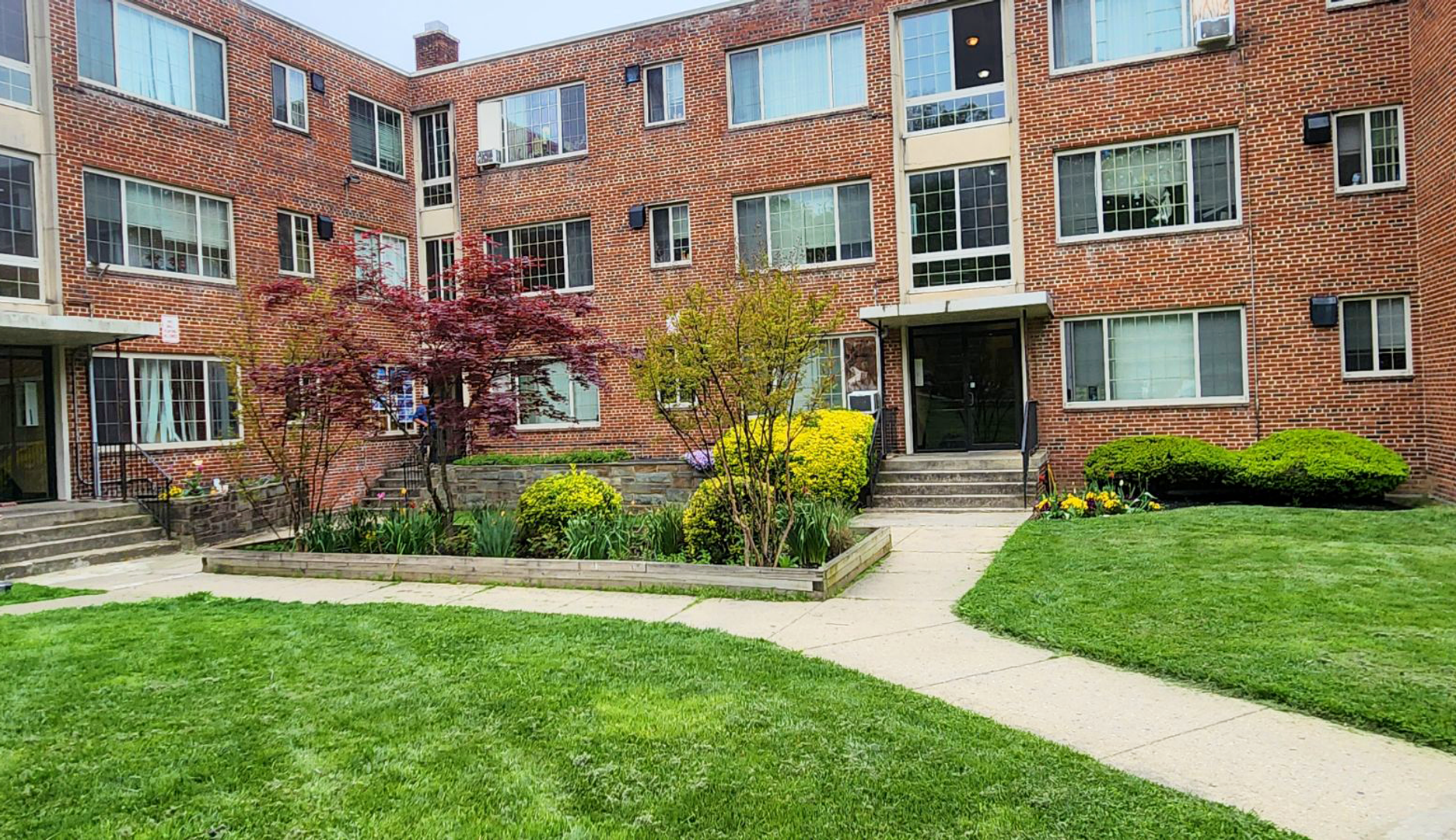 WASHINGTON Apartment: 5000 FT TOTTEN DR NE