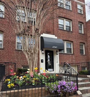 1210 4th St., NW, 303 – photo 1