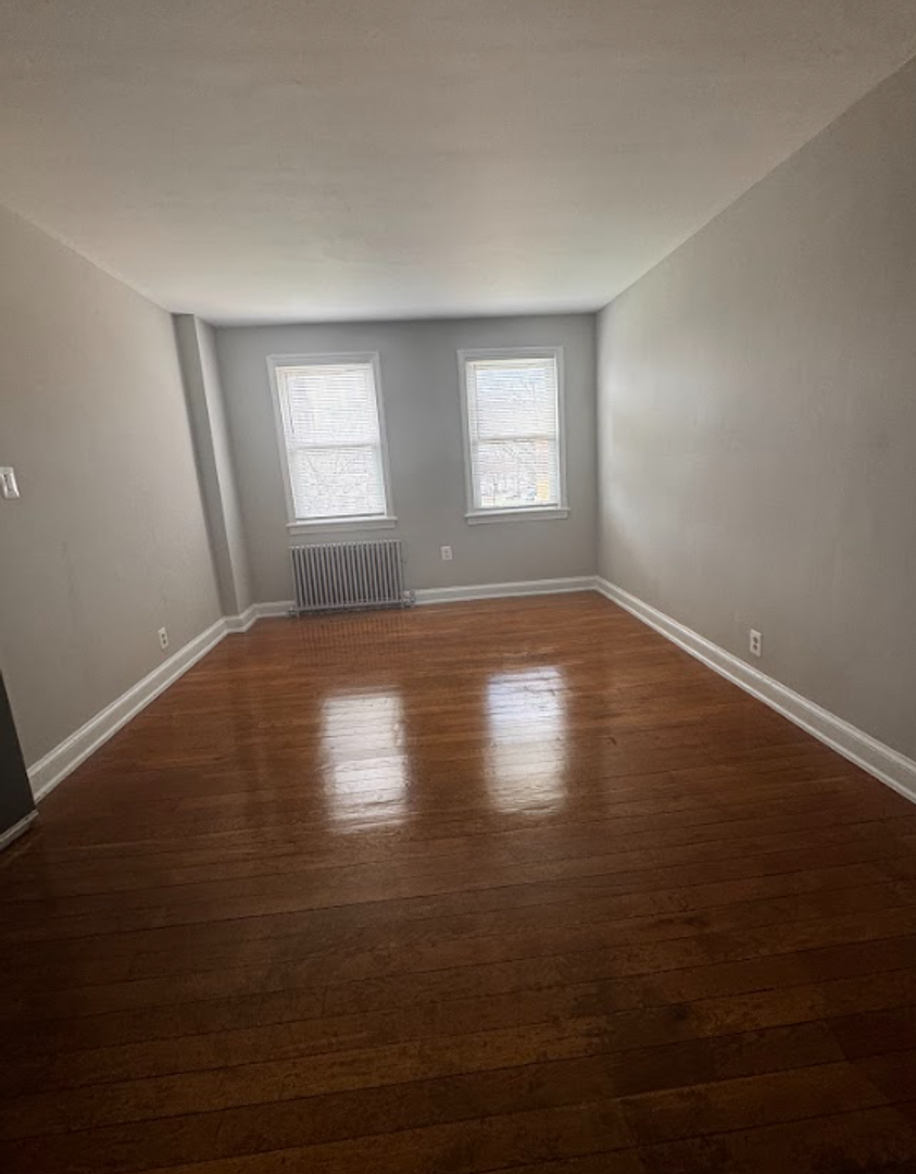 WASHINGTON Apartment: 3507 MINNESOTA AVE SE