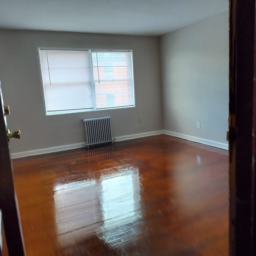 WASHINGTON Apartment: 140 KENILWORTH AVE NE