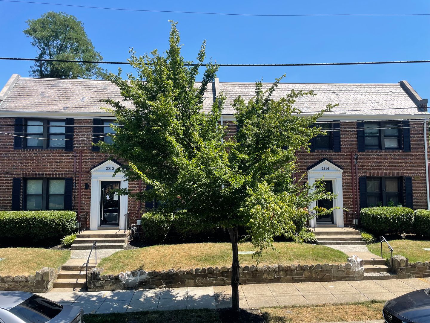 WASHINGTON Apartment: 2512 N ST SE