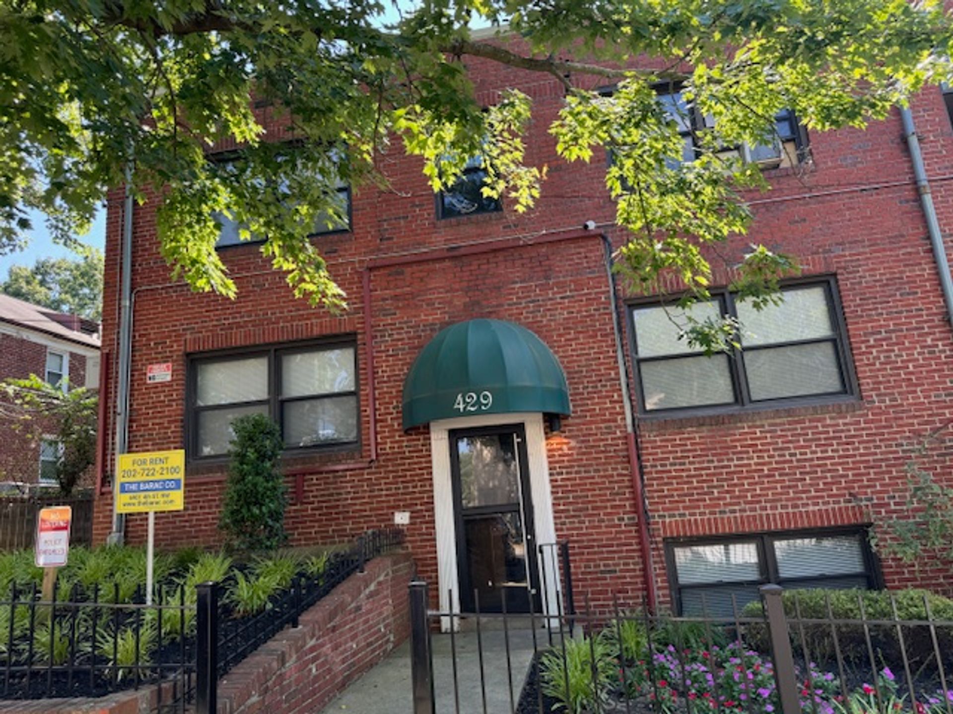 WASHINGTON Apartment: 429 BURBANK ST SE