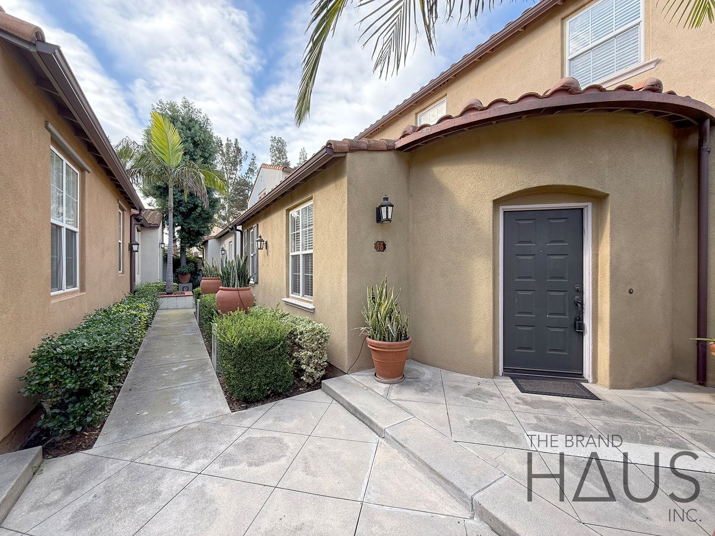 Irvine Condo: 56 Alevera Street