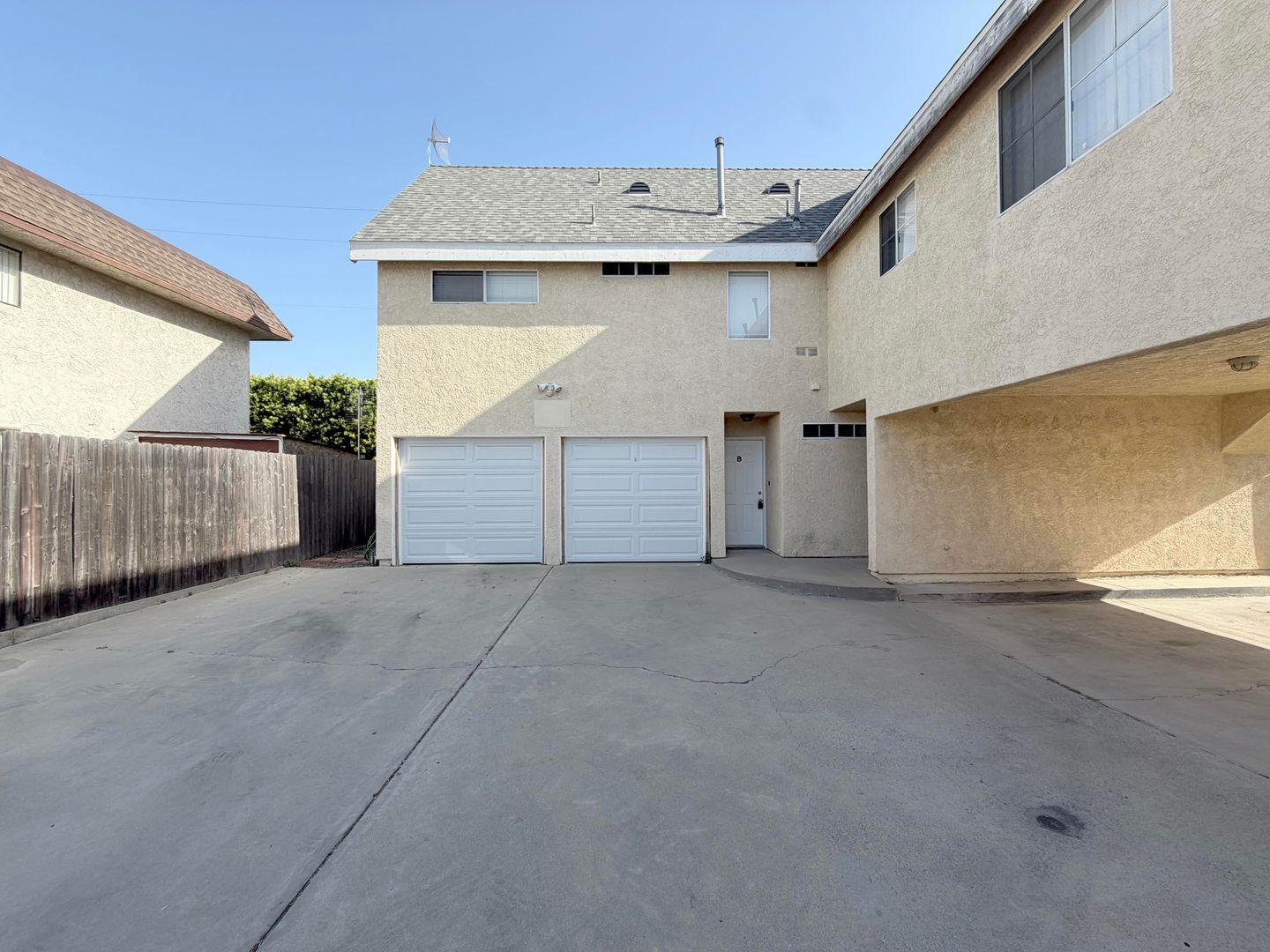 Huntington Beach Apartment: 7931 Alhambra Dr.