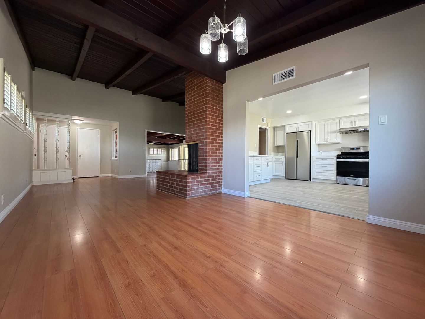 Garden Grove House: 12231 Diane St