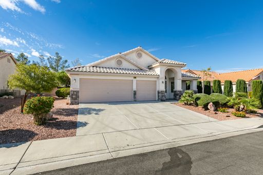 2744 Summerchase Lane, Henderson, NV 89052