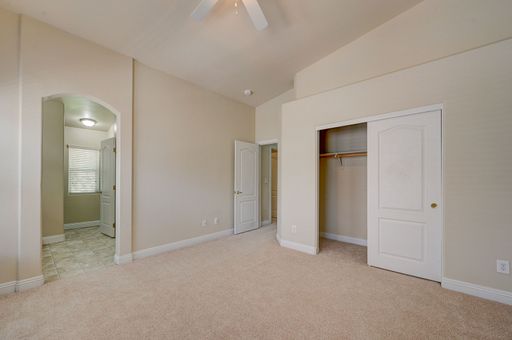 8744 Traveling Breeze Ave, Ut 102, Las Vegas, NV 89178