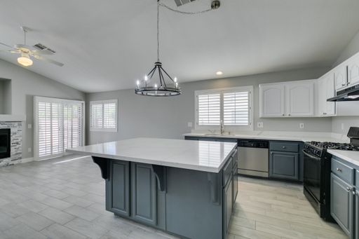 2744 Summerchase Lane, Henderson, NV 89052