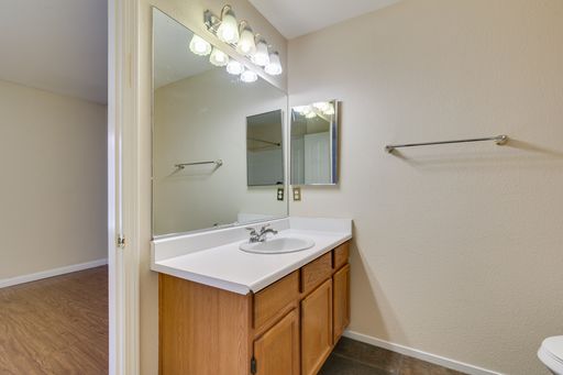 8168 W Gilmore Ave, Las Vegas, NV 89129