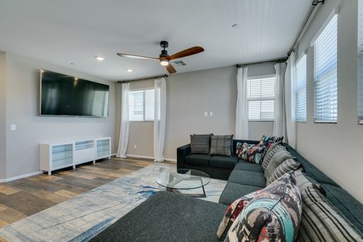 11940 Tomales Bay St, Las Vegas, NV 89138