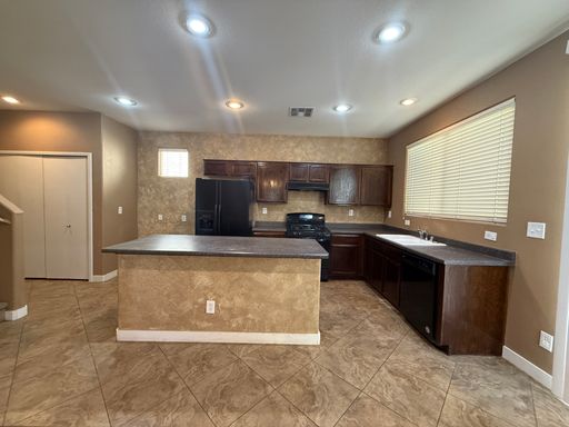 6779 Windingwood, Las Vegas, NV 89148