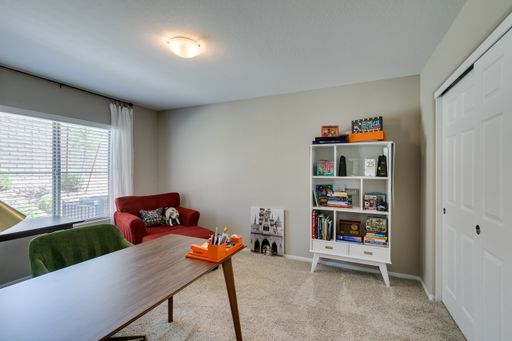 11940 Tomales Bay St, Las Vegas, NV 89138