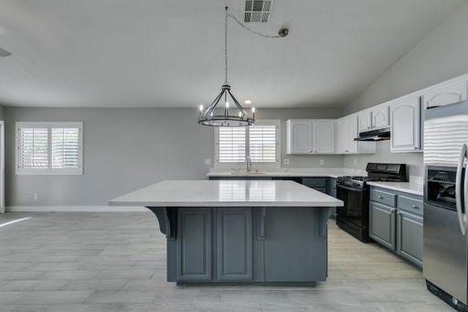 2744 Summerchase Lane, Henderson, NV 89052
