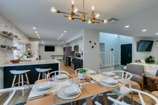 2000 Springview Dr, Las Vegas, NV 89146