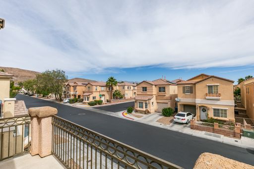 9911 Star Lake Avenue, Las Vegas, NV 89148