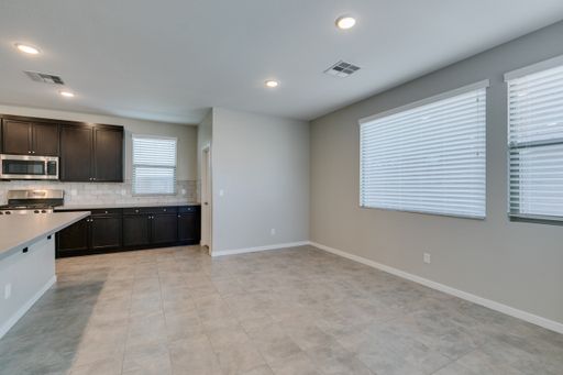 520 Founders Creek Avenue, North Las Vegas, NV 89084