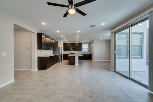 520 Founders Creek Avenue, North Las Vegas, NV 89084