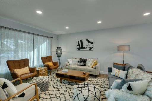 2000 Springview Dr, Las Vegas, NV 89146