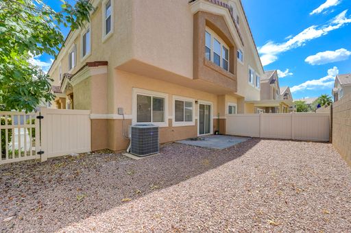 8744 Traveling Breeze Ave, Ut 102, Las Vegas, NV 89178
