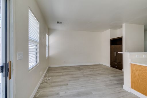 5938 Sakhalin Ave. , Las Vegas, NV 89139
