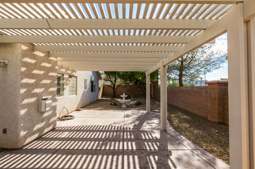 2744 Summerchase Lane, Henderson, NV 89052