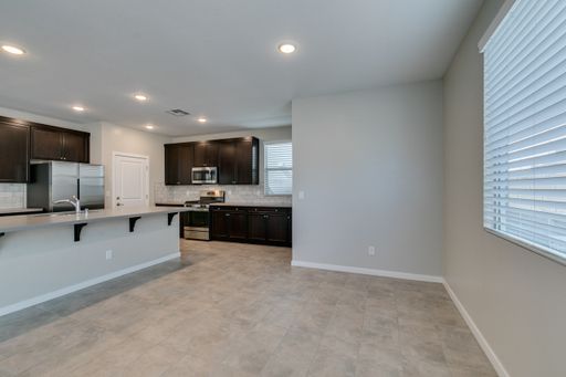 520 Founders Creek Avenue, North Las Vegas, NV 89084