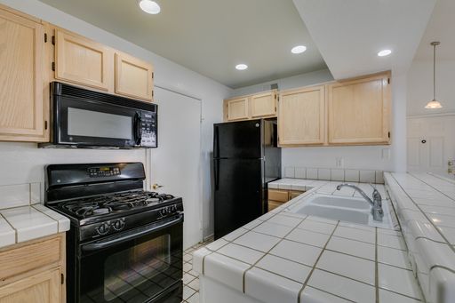7570 W. Flamingo Rd, Ut 252, Las Vegas, NV 89147-4314