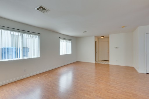 9321 Copper Bay Ave, Las Vegas, NV 89129