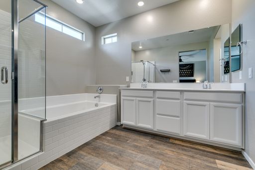 11940 Tomales Bay St, Las Vegas, NV 89138
