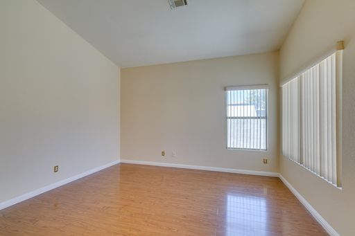 8168 W Gilmore Ave, Las Vegas, NV 89129