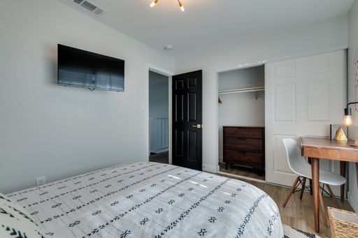 2000 Springview Dr, Las Vegas, NV 89146