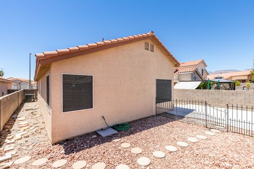 8168 W Gilmore Ave, Las Vegas, NV 89129