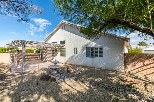 2744 Summerchase Lane, Henderson, NV 89052