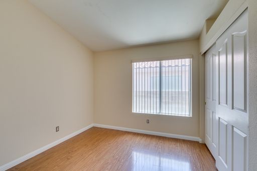 8168 W Gilmore Ave, Las Vegas, NV 89129