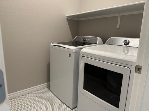 600 N. Carriage Hill Drive Unit 1043, Las Vegas, NV 89138