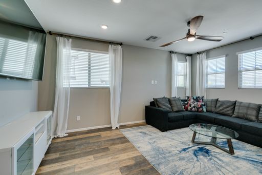 11940 Tomales Bay St, Las Vegas, NV 89138