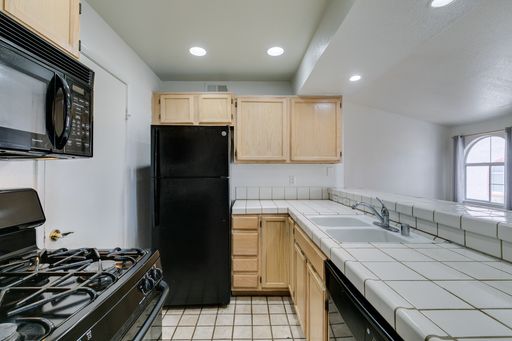 7570 W. Flamingo Rd, Ut 252, Las Vegas, NV 89147-4314