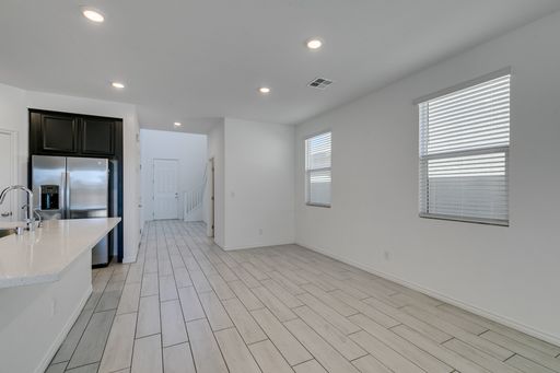 6858 Greensmen Avenue, Las Vegas, NV 89156