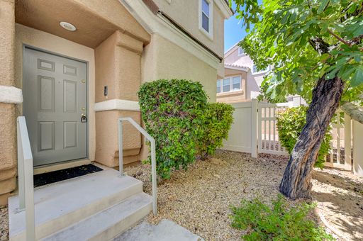 8744 Traveling Breeze Ave, Ut 102, Las Vegas, NV 89178